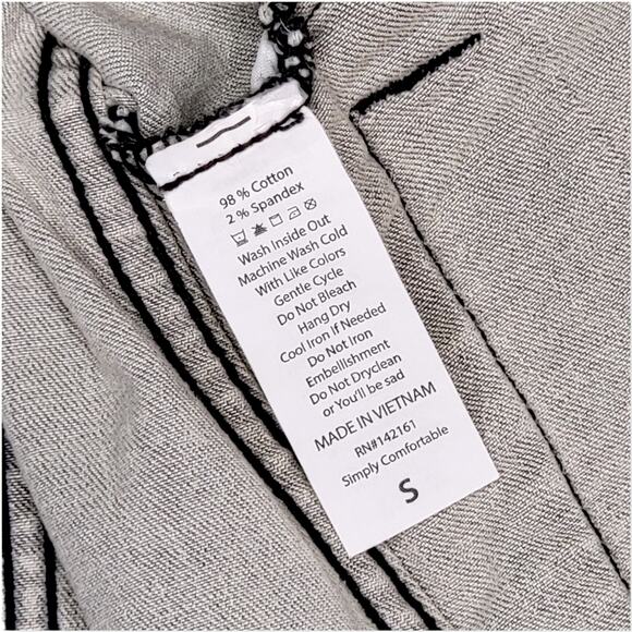 LuLaRoe Jaxon Denim Jacket Small Two-Tone Grey Blue Wash Stretch Jean Coat - Picture 9 of 13